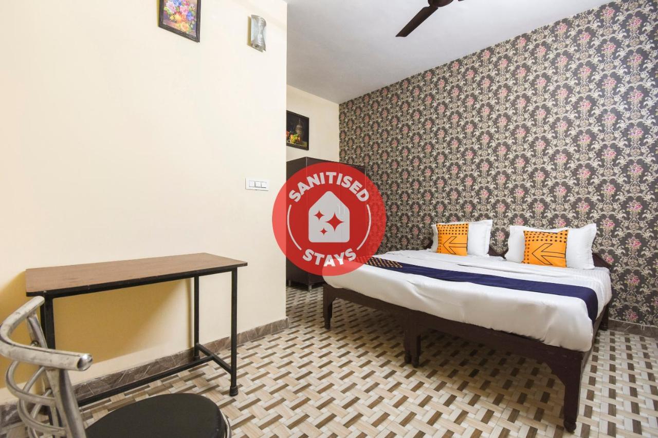 SPOT ON 70295 Sky Inn Jalandhar Eksteriør bilde